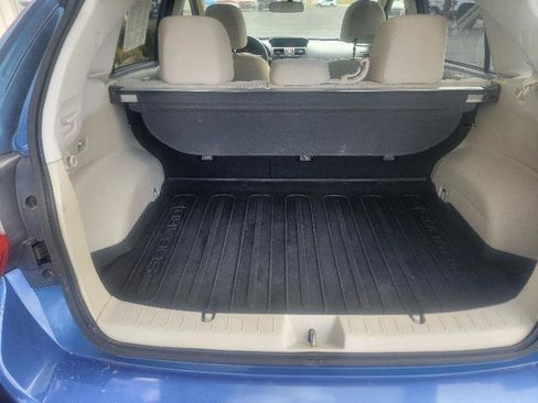 Used 2014 Subaru Crosstrek 2.0i Premium w/ Moonroof Package AWD/4WD image 8