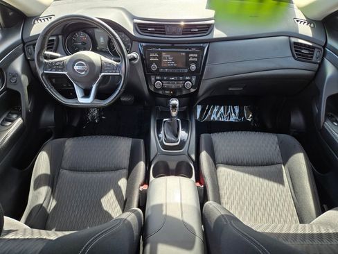 Used 2017 Nissan Rogue SV image 14