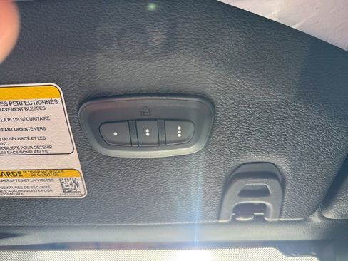 Used 2024 Jeep Wrangler Sport S image 26