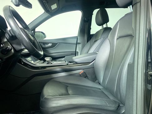 Used 2023 Audi Q7 2.0T Premium image 2