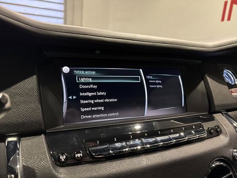 Used 2020 Rolls-Royce Cullinan image 49