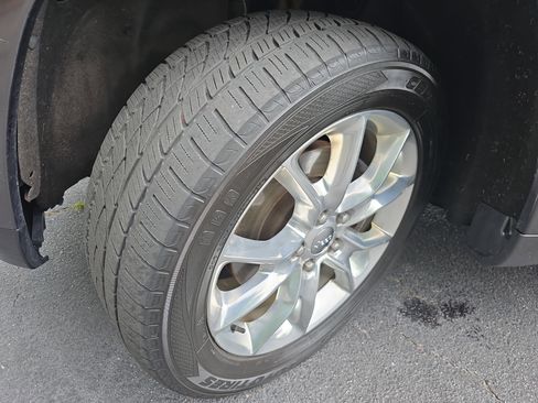 Used 2015 Jeep Grand Cherokee Summit AWD/4WD image 29