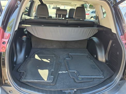Used 2013 Toyota RAV4 Limited AWD/4WD image 29