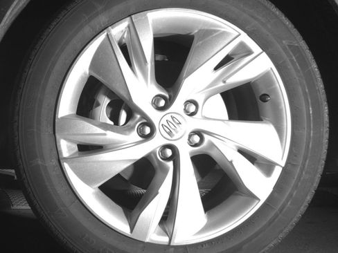 Used 2025 Buick Encore GX Preferred image 12