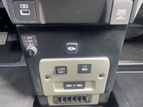 Used 2023 Honda Odyssey EX-L image 30