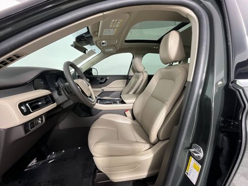 Certified 2023 Lincoln Aviator 2WD w/ Premium Package image 16