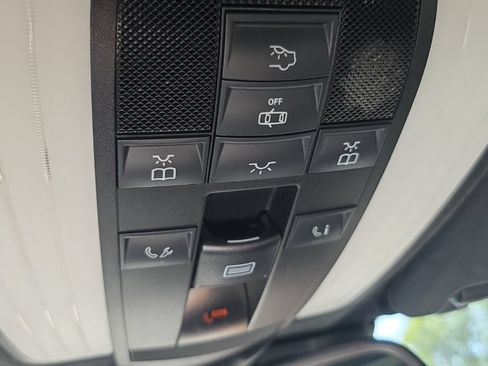 Used 2014 Mercedes-Benz E 63 AMG S-Model image 37