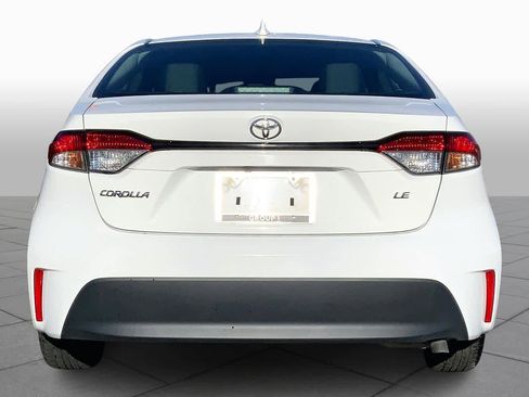 Used 2024 Toyota Corolla LE image 5