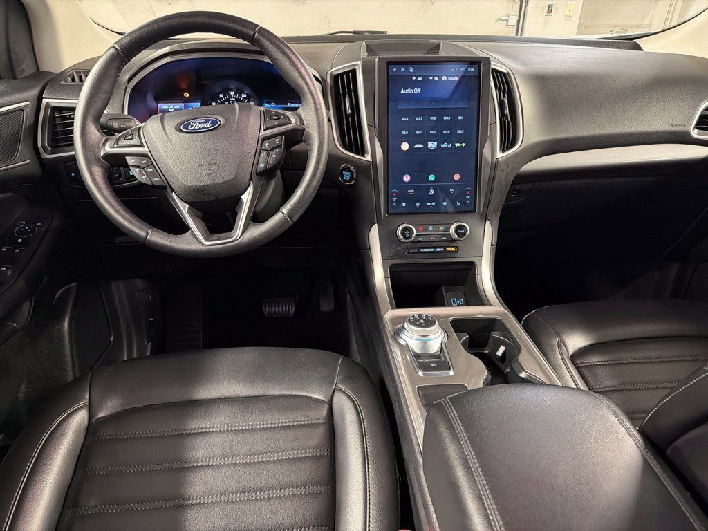 Certified 2024 Ford Edge SEL w/ Convenience Package AWD/4WD image 8