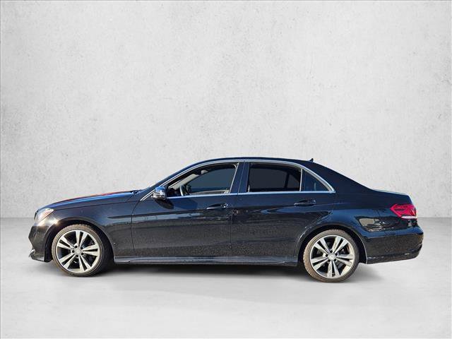 Used 2016 Mercedes-Benz E 350 4MATIC Sedan image 3