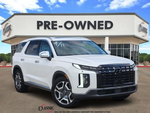 Used 2023 Hyundai Palisade SEL w/ Premium Package FWD image 1