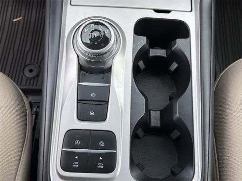 Used 2024 Ford Explorer 2WD image 31