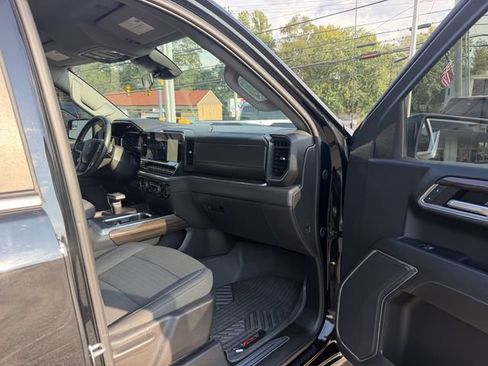 Used 2024 Chevrolet Silverado 1500 LT Trail Boss w/ Protection Package AWD/4WD image 38
