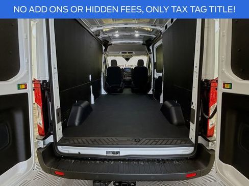 New 2026 Ford Transit 250 148 Medium Roof w/ Load Area Protection Package RWD image 22