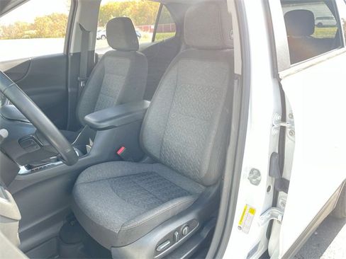Certified 2023 Chevrolet Equinox LT image 18