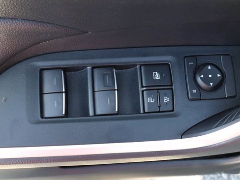 Used 2024 Toyota RAV4 XLE FWD image 14