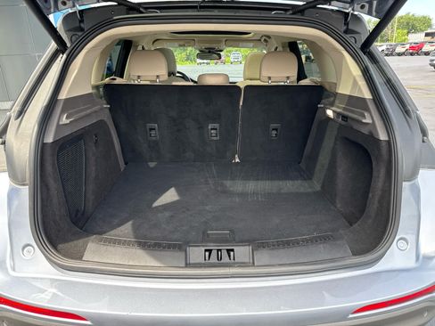Used 2022 Lincoln Corsair AWD w/ Premium Package image 14