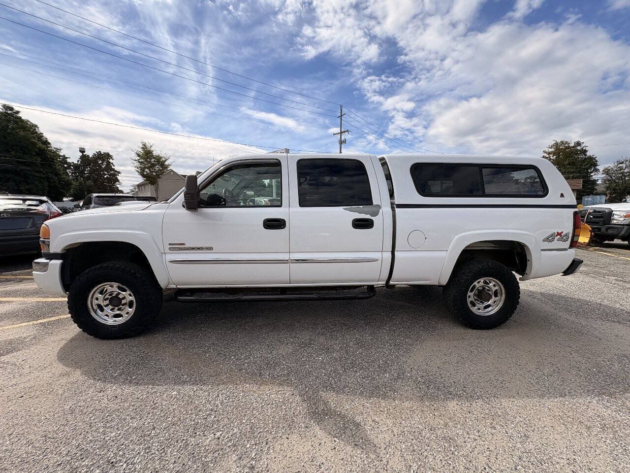 Used 2006 GMC Sierra 2500 SLT w/ Heavy-Duty Power Package AWD/4WD image 14