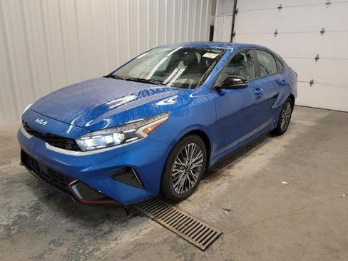 Used 2022 Kia Forte GT-Line w/ GT-Line Premium Package FWD image 2