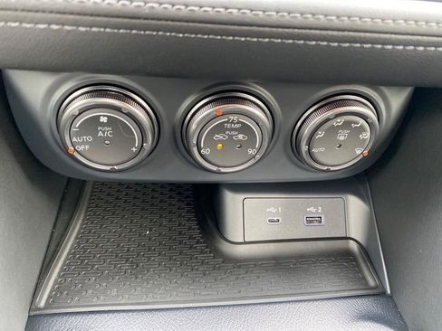 New 2024 Nissan Z Performance w/ Heritage Edition image 11