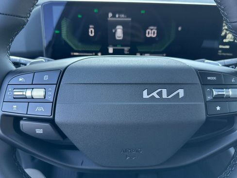 New 2026 Kia Sportage LX image 23