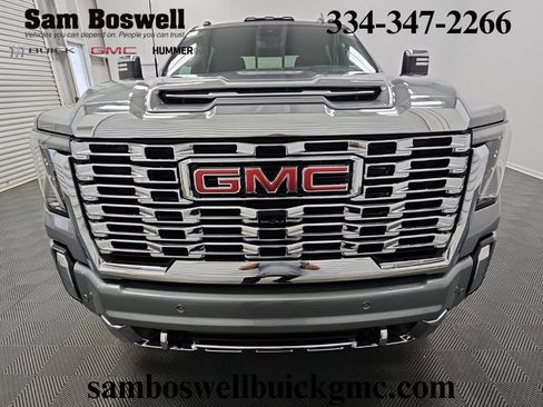 New 2026 GMC Sierra 2500 Denali w/ Denali Reserve Package AWD/4WD image 3