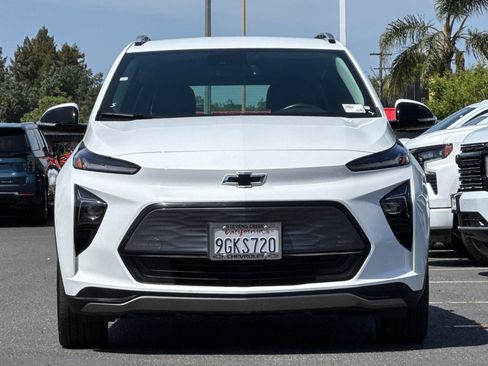 Used 2023 Chevrolet Bolt EUV LT w/ Convenience Package FWD image 10