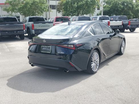 Used 2025 Lexus IS 300 w/ Premium Package image 11