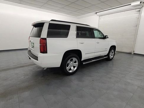 Used 2017 Chevrolet Tahoe LT w/ LT Signature Package image 8