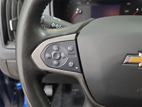 Used 2021 Chevrolet Colorado Z71 w/ Safety Package image 17