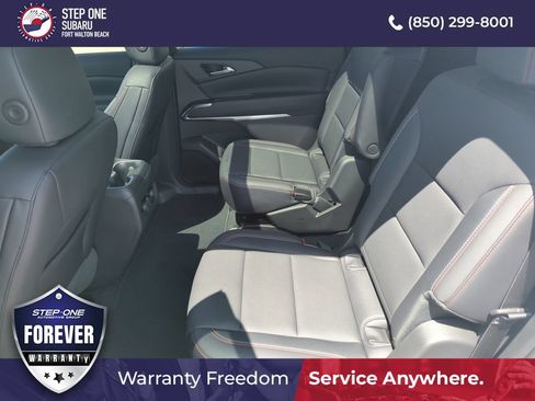 Used 2025 Chevrolet Traverse Z71 w/ Driver Confidence Package AWD/4WD image 30