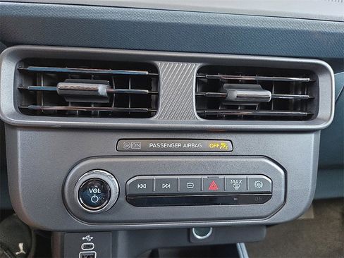 New 2025 Ford Maverick XL w/ Equipment Group 102A image 14