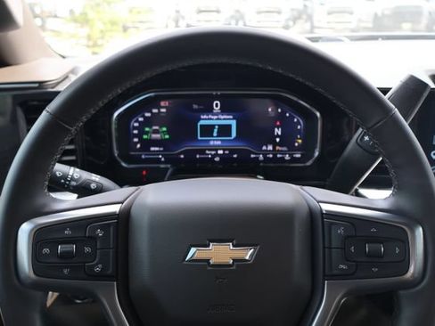 Used 2024 Chevrolet Silverado 1500 LT AWD/4WD image 12