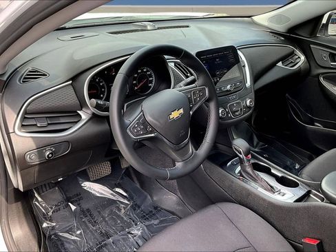 Used 2023 Chevrolet Malibu RS w/ Driver Confidence Package FWD image 19