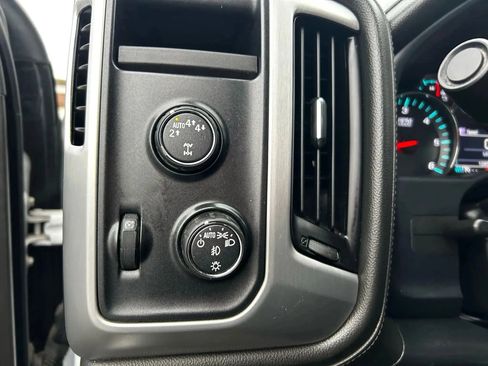 Used 2017 GMC Sierra 1500 SLE w/ SLE Value Package image 15