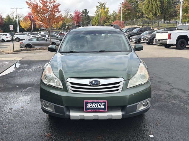 Used 2011 Subaru Outback 2.5i Limited w/ PWR Moonroof Pkg AWD/4WD image 2