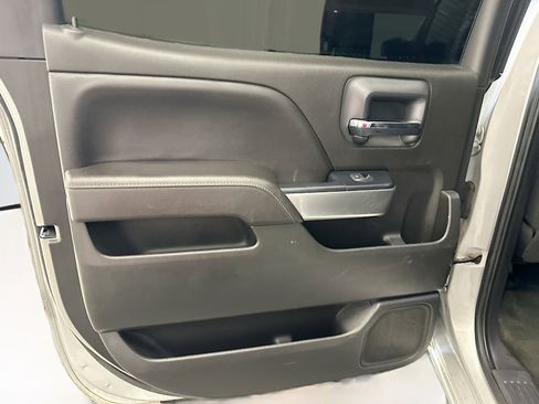 Used 2018 Chevrolet Silverado 1500 LT w/ LT Convenience Package image 27