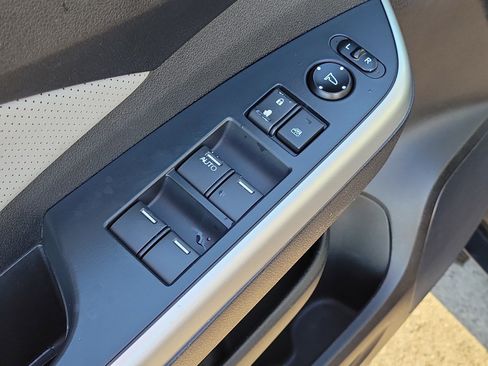 Used 2015 Honda CR-V EX-L image 14