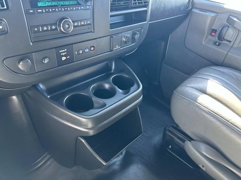 Used 2023 Chevrolet Express 3500 LS image 28