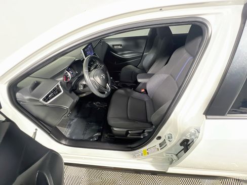 Used 2021 Toyota Corolla SE FWD image 15