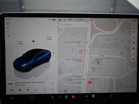 Used 2023 Tesla Model 3 Standard Range RWD image 11