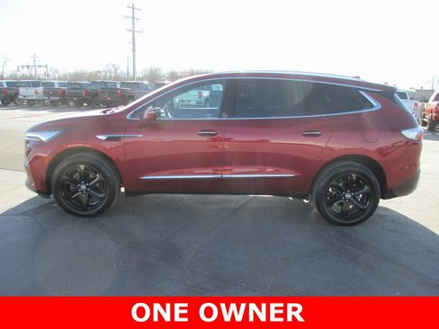 Certified 2023 Buick Enclave Essence w/ Experience Buick Package image 8