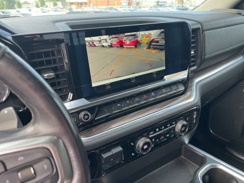 Used 2022 Chevrolet Silverado 1500 LT Trail Boss w/ Convenience Package II image 26