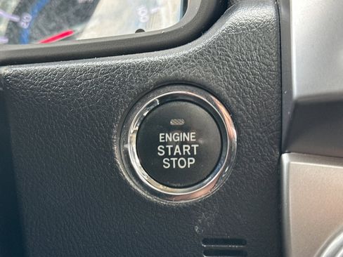 Used 2018 Toyota 4Runner Limited image 30