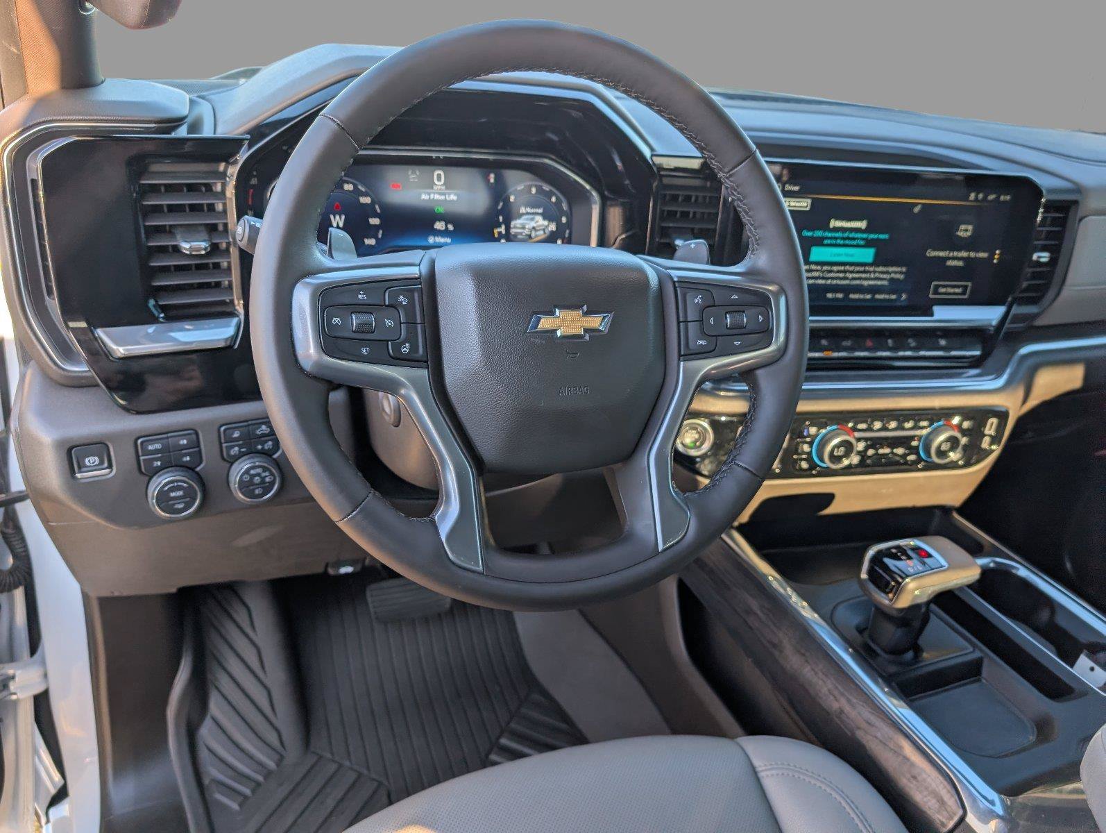 Used 2024 Chevrolet Silverado 1500 LTZ w/ LTZ Convenience Package II AWD/4WD image 4