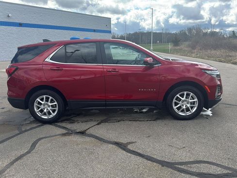 Used 2024 Chevrolet Equinox LT image 8