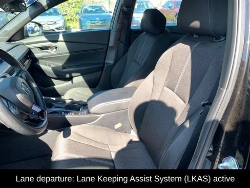 Used 2023 Honda Accord Sport image 9