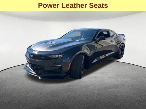 Certified 2023 Chevrolet Camaro SS RWD image 6