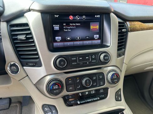 Used 2015 GMC Yukon Denali w/ Premium Package image 31