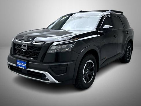 Used 2025 Nissan Pathfinder Rock Creek AWD/4WD image 1